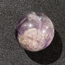 Sphère d'améthyste