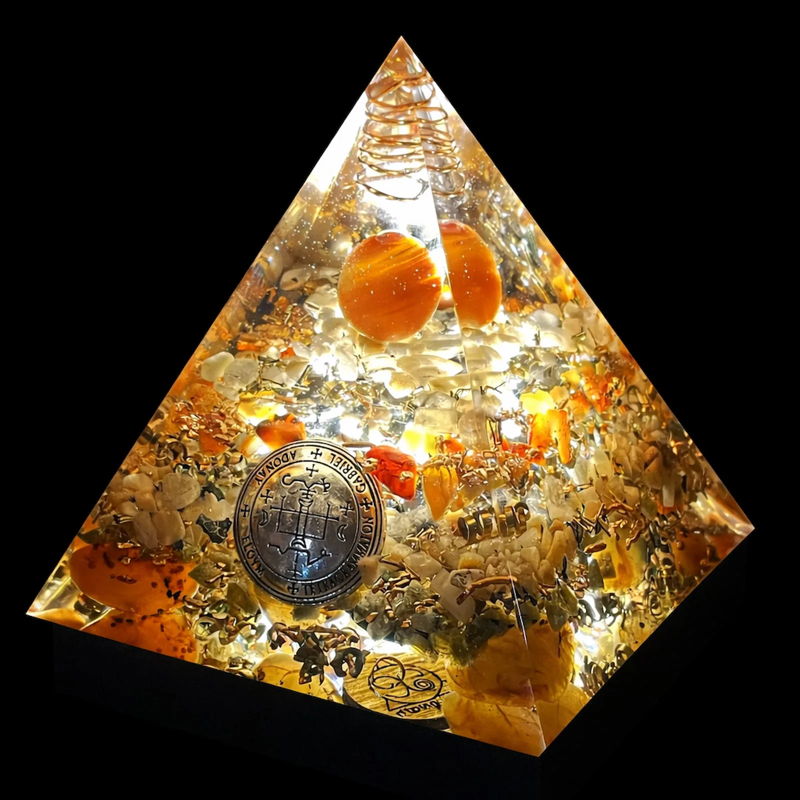 Pyramide Archange Gabriel Sceau