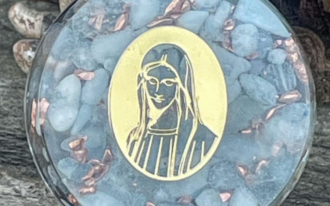 La Vierge Marie, lumière de pureté et de compassion