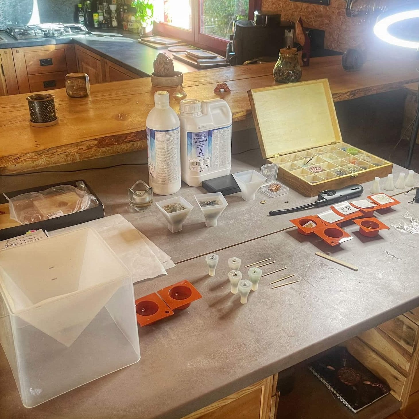 Les ateliers de création d'orgonites