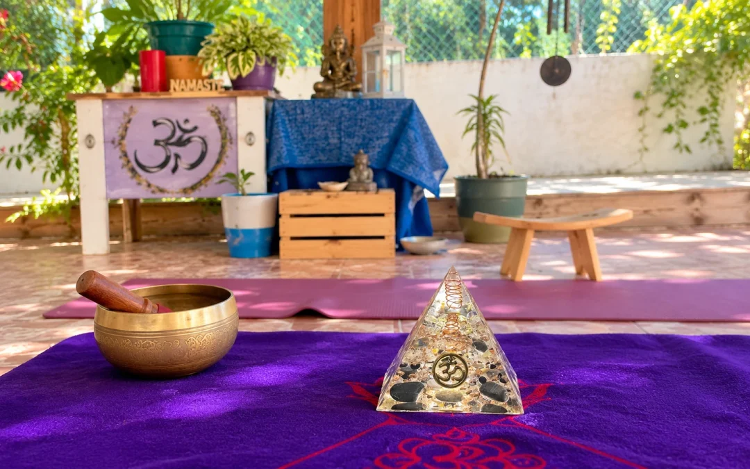 Intégrer une orgonite à sa pratique du yoga.